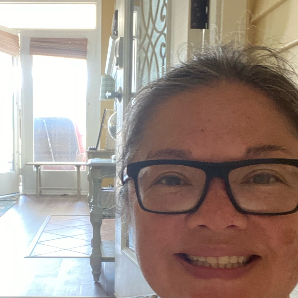 Meet your Posher, Angela